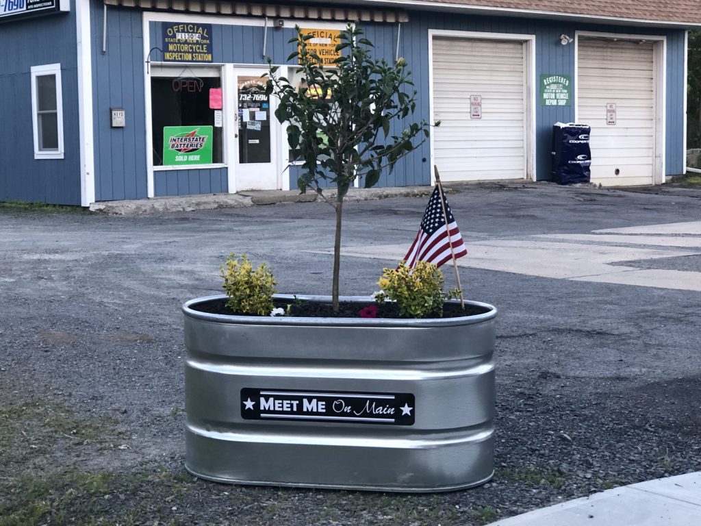 MAIN STREET PLANTERS ARE BACK